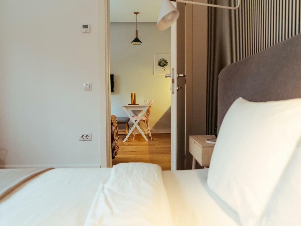 Boutique Luxury Flats - La Maison du Petit Paris Bucarest Extérieur photo